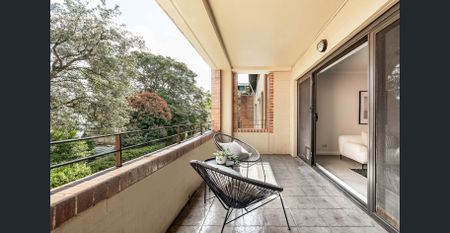 Lifestyle retreat in enviable 'Eversleigh Estate' - Photo 4