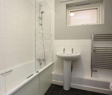 Turner House, Gordon Close, Portslade, BN41 - Photo 3