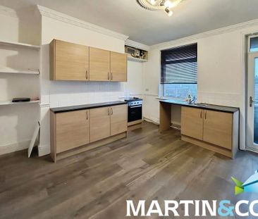 3 bedroom terraced house to rent - Photo 4