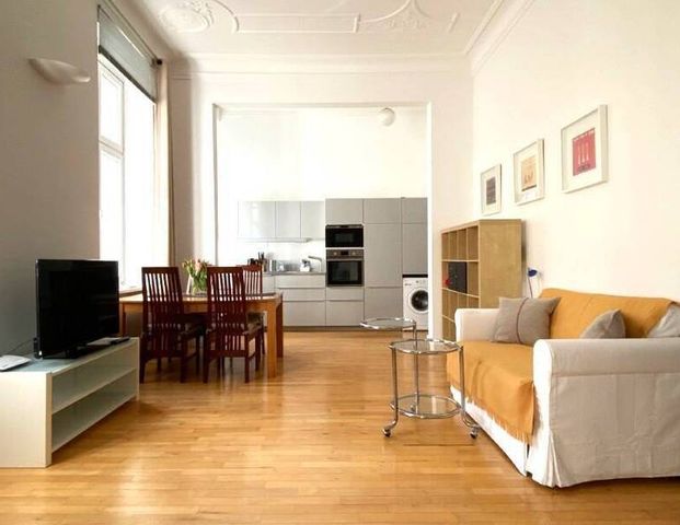 Möblierte Wohnung am Savignyplatz !!! - Foto 1