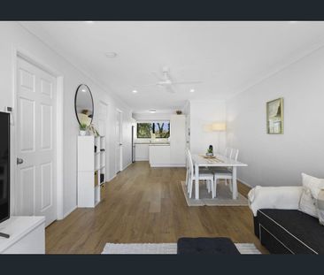 Spacious Apartment in Prime Southport Location - Photo 1