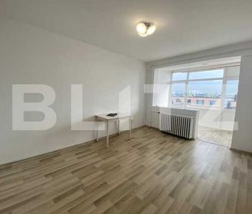 Apartament cu 4 camere, decomandat, pet frIendly, nemobilat, zona strazii Donath - Fotografie 6