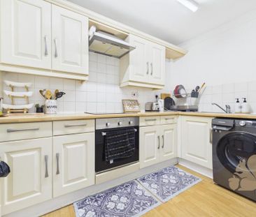 2 bedroom terraced house to rent - Photo 6