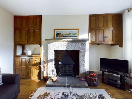 3 bedroom terraced house to rent - Photo 3