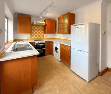 3 bedroom detached house to rent - Photo 5