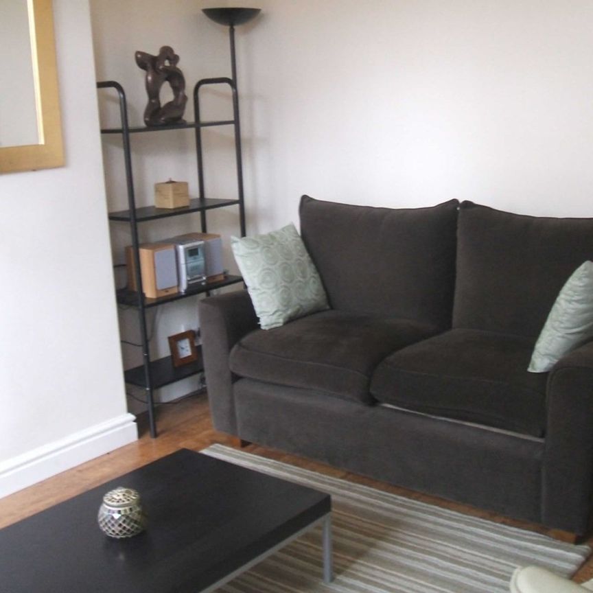 2 Bed Terraced House, Gladys Road, B67 - Photo 1