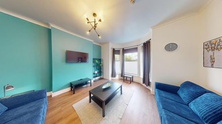 8 bedroom semi-detached house to rent - Photo 3