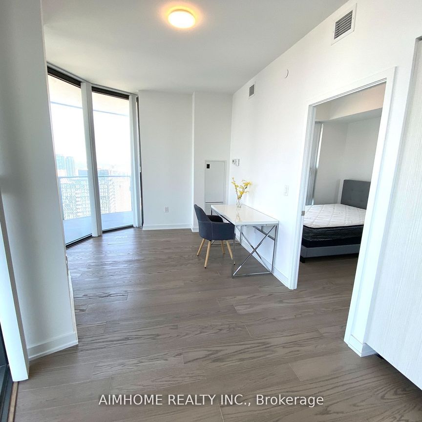 For Lease - 11 Wellesley Street Unit# 4011, Toronto, Ontario - Photo 1