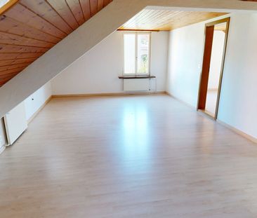 Dachwohnung an zentraler Lage - Photo 2