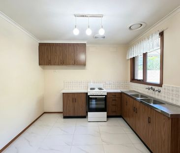 Well-Presented Unit in the Heart of Camberwell - Photo 5