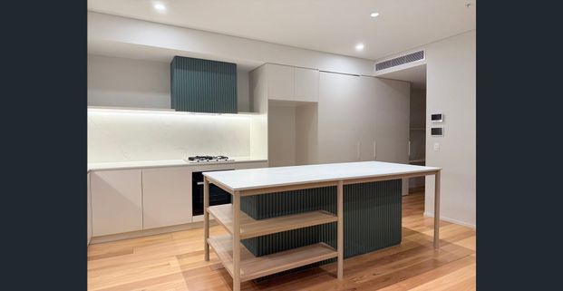 Stunning Brand new 2 bedroom with views in West village – live in the village life - Photo 1