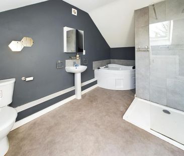 1 bedroom detached house to rent - Photo 4