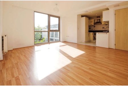 1 Bed Flat, Boulevard House, BN1 - Photo 4