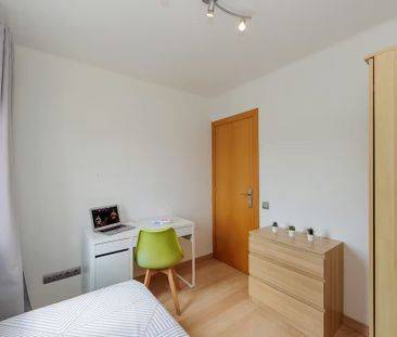 Carrer d'Amílcar, Barcelona, Catalonia 08041 - Photo 2