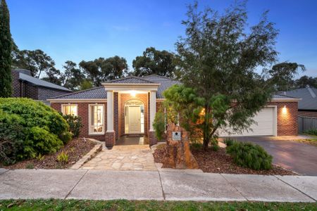 22 Poorinda Crescent Kangaroo Flat VIC - Photo 4
