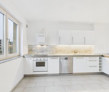 Lichterfüllte 4-Zimmer-Wohnung nahe dem Riemer See - Photo 1