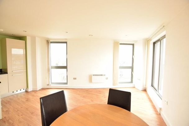 2 bedroom apartment to rent - Photo 1
