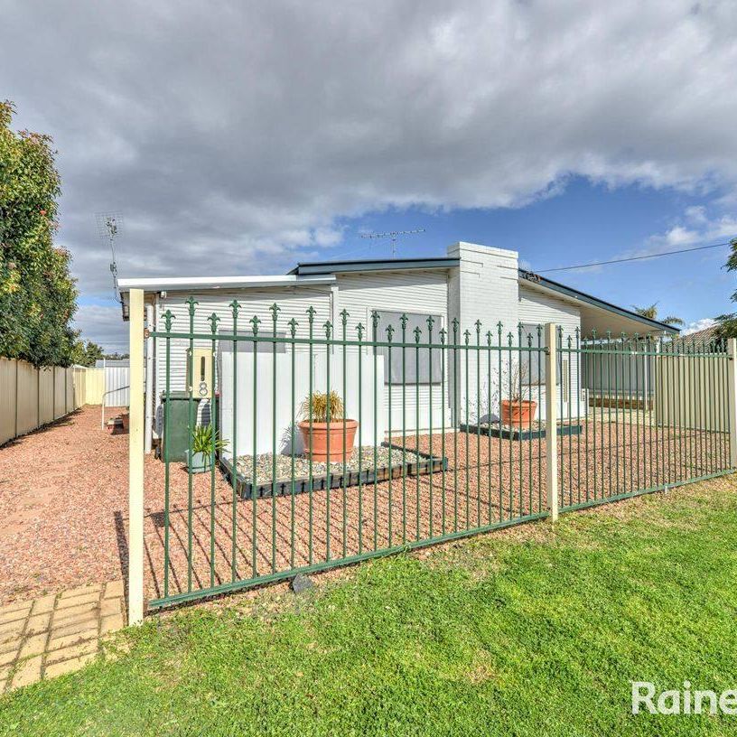 8 Jenkin Street, South Tamworth, NSW 2340 - Photo 1