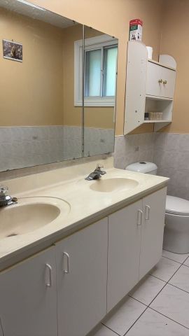 For Lease - 32 Rosscowan Crescent, Toronto, Ontario - Photo 4