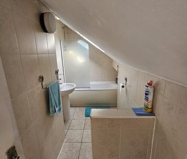 Room in a Shared Flat, Chichele Road, NW2 - Photo 6