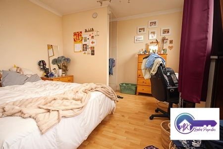 4 bedroom flat to rent - Photo 4