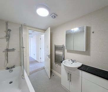 2 bedroom apartment to rent - Photo 6
