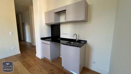 Location Appartement 3 pièces 59m² MULHOUSE 68200 - Photo 4