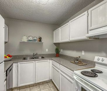 Pineridge Greene Apartments - 1 Bedroom - Photo 1