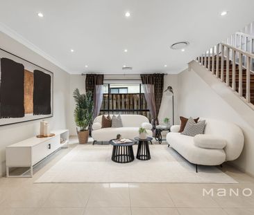 Family Living with Pool & Media Room - Photo 2