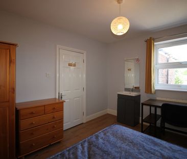 4 Bed Terraced House, Portswood Road, SO17 - Photo 4