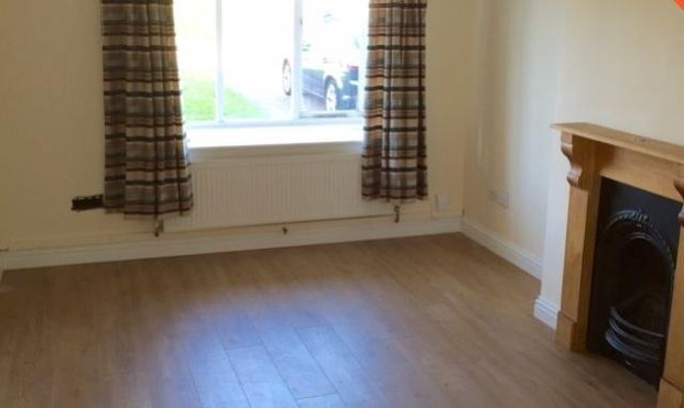 3 bedroom semi-detached house to rent - Photo 1