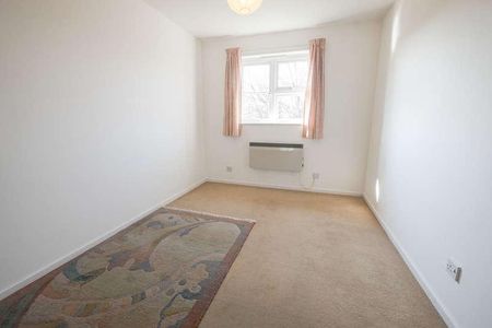 Clarkes Drive, Uxbridge, UB8 - Photo 3