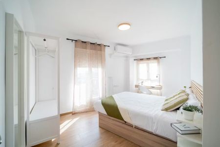 Avinguda del Primat Reig, Valencia, Valencian Community 46010 - Photo 5