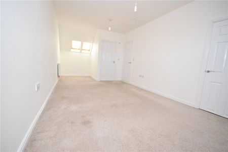 55, Whinmoor Way, Leeds, West Yorkshire, LS14 5LU - Photo 5