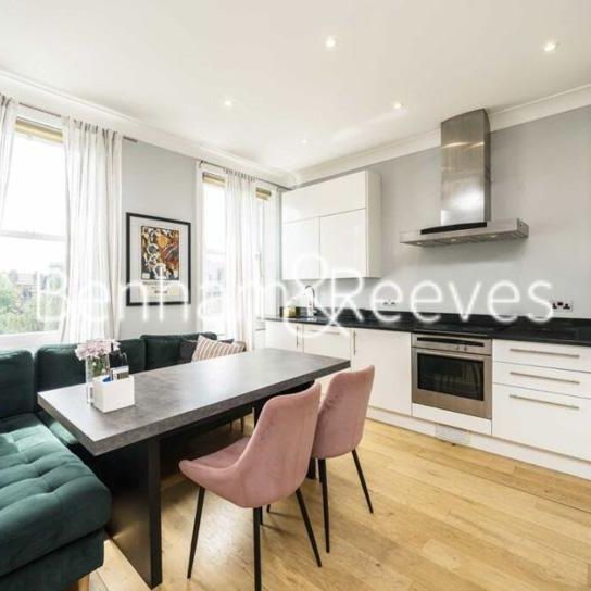 3 bedroom apartment to rent - Photo 1