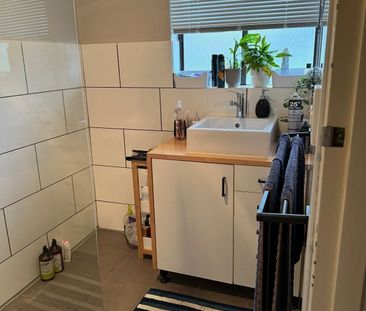 3 BEDROOM FAMILY HOME - Photo 4