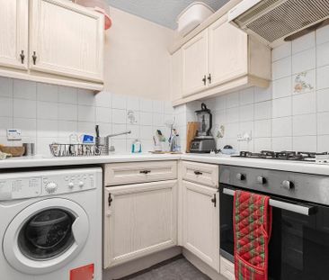 2 bedroom terraced house to rent - Photo 6