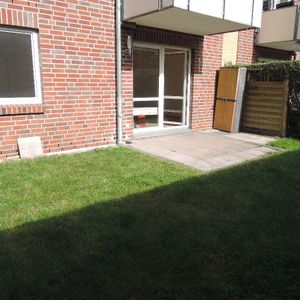 Geräumige 3,5-Zimmer-Wohnung mit Terrasse und Garten! - Photo 2