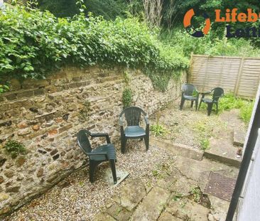 1 bedroom in a house share to rent - Photo 6