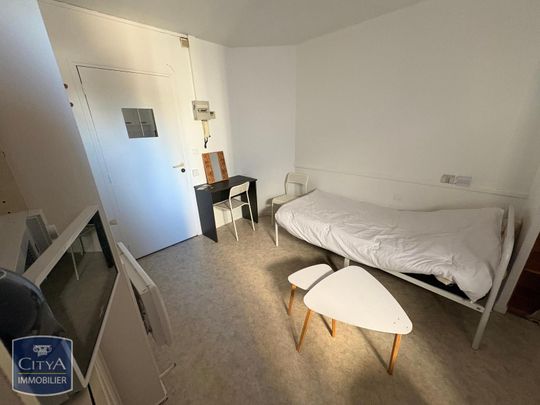 Location Appartement 1 pièce 13m² ANGOULEME 16000 - Photo 1