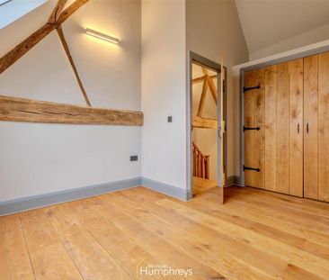 4 bedroom semi-detached house to rent - Photo 6