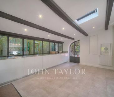 Maison à louer Mougins, Cote d'Azur, France8 500 EUR / Mois - Photo 4