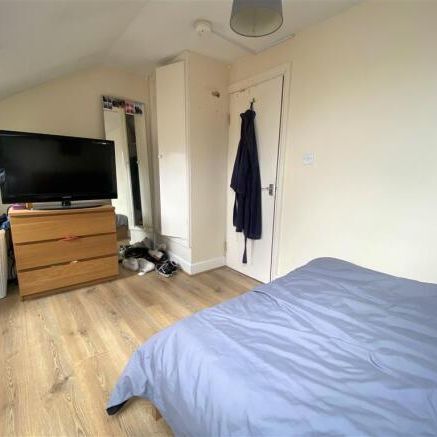 Hereward Road - Photo 1