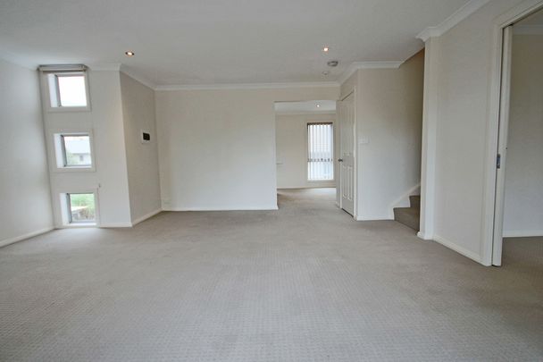 14A Eckley St, Gungahlin ACT 2912 - Townhouse For Rent | Domain - Photo 1