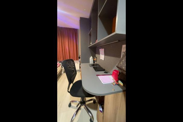 Room in a Shared Flat, Talbot Street Unipol Sandhills, NG1 - Photo 1