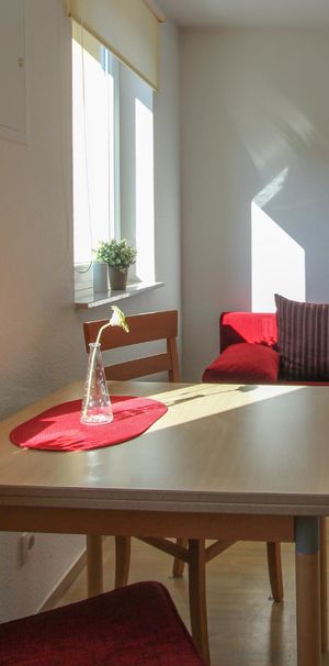 Zentraler geht es nicht ... Möbliertes Single-Apartment mitten in der City! - Photo 1