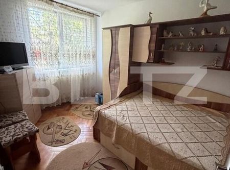 Apartament 2 camere decomandat , et 1 pentru inchiriere, centru Filiasi - Fotografie 2
