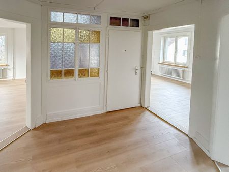 Umfassend sanierte 3.0-Zi. Wohnung im 2. Obergeschoss - Photo 2