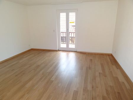 Grosszügige Wohnung im idyllischen Löhningen mit Cheminée! - Photo 4