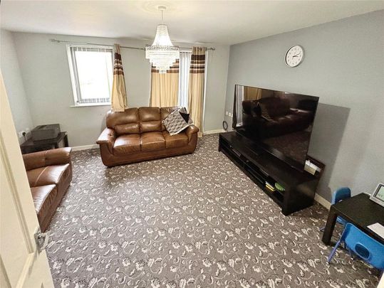 5 bedroom semi-detached house to rent - Photo 1